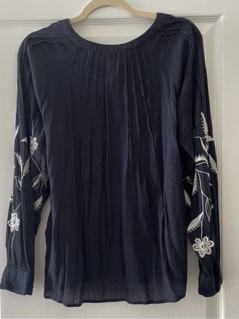 J. Jill Floral embroidered Long-Sleeve Top - navy and white - Picture 3 of 7